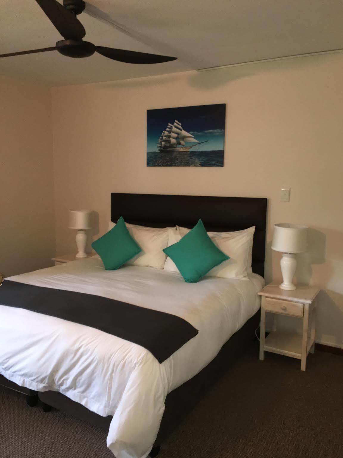 La Lucia Sands Beach Resort Durban Exterior photo